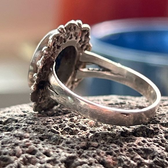 Antique Blue Lapis Solid Sterling Silver Estate Ring size 8.5 - Picture 5 of 9